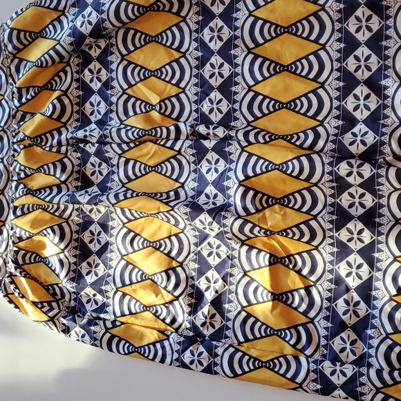 Women's Pants - Picture 3 of 12